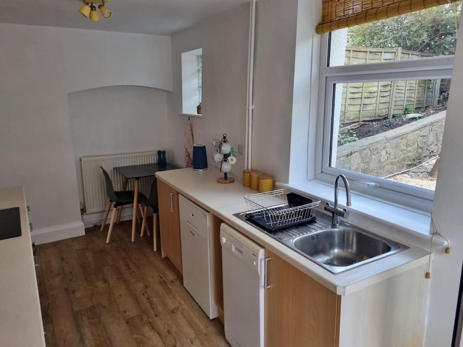 Cheerful Two Bedroom Cottage In The Forest Of Dean Lydbrook Exterior photo
