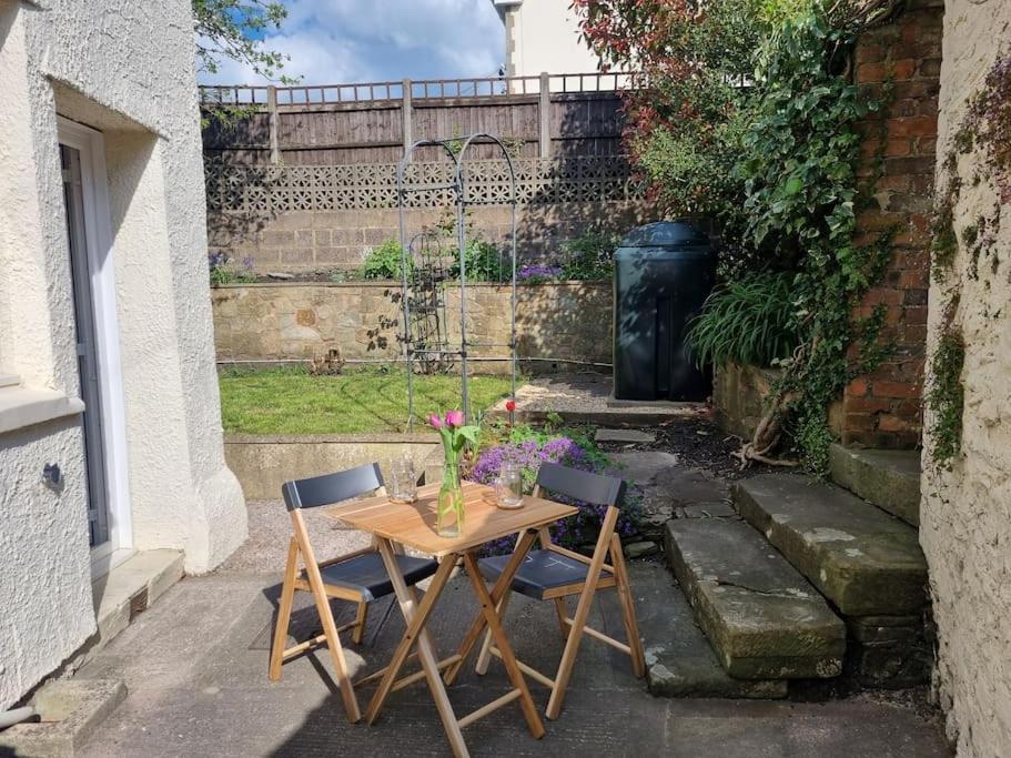 Cheerful Two Bedroom Cottage In The Forest Of Dean Lydbrook Exterior photo