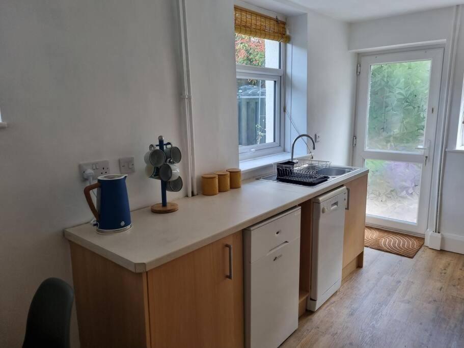 Cheerful Two Bedroom Cottage In The Forest Of Dean Lydbrook Exterior photo